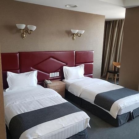 J Hotel Ulaanbaatar Ngoại thất bức ảnh