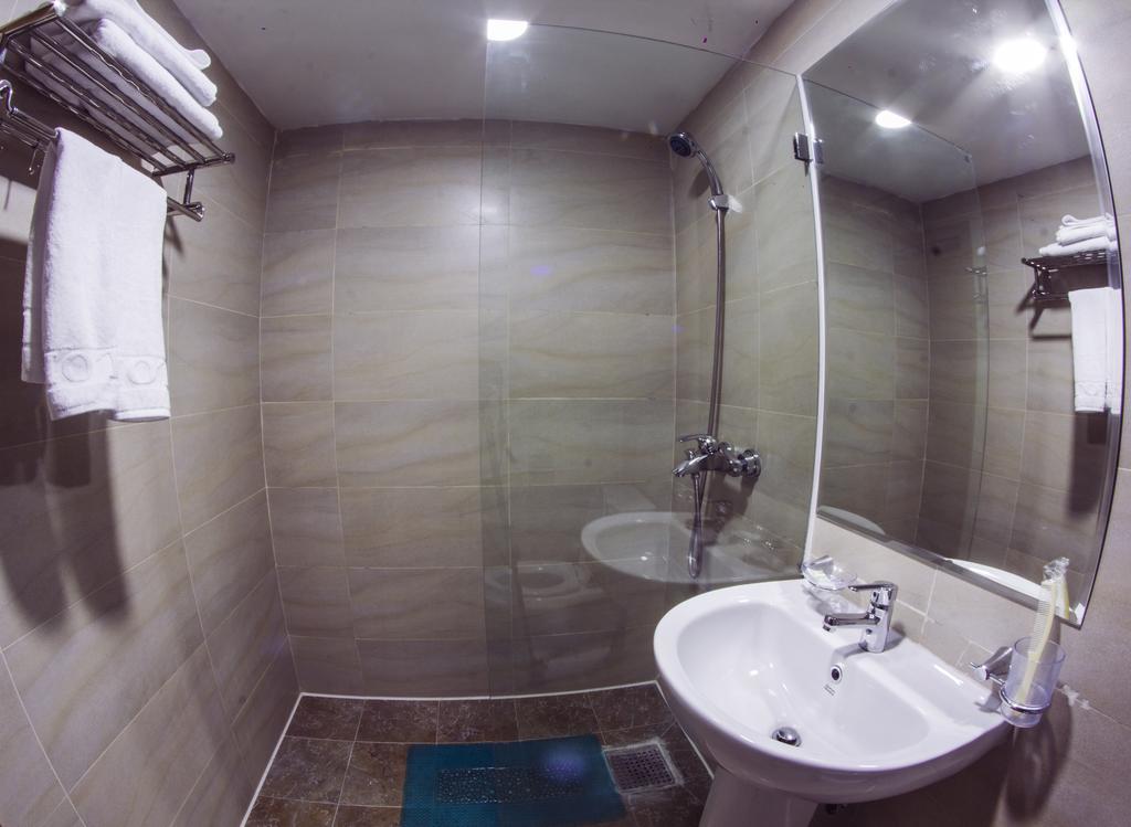 J Hotel Ulaanbaatar Phòng bức ảnh