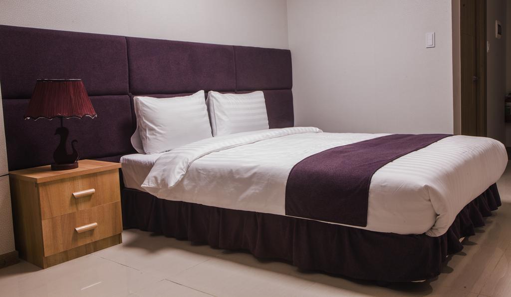 J Hotel Ulaanbaatar Phòng bức ảnh