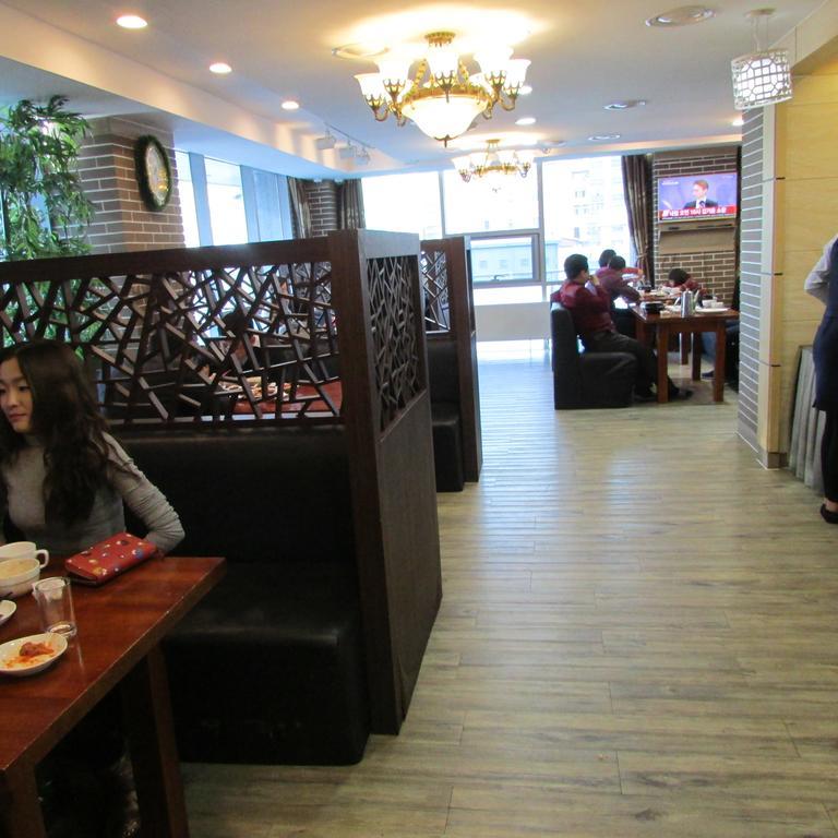 J Hotel Ulaanbaatar Ngoại thất bức ảnh