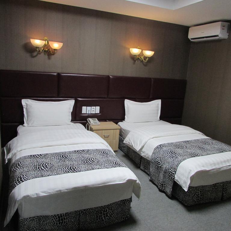 J Hotel Ulaanbaatar Ngoại thất bức ảnh